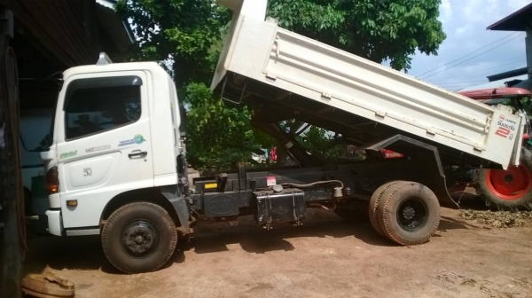 ขาย 6 ล้อดั้ม HINO FC9J ปี 56 เครื่องเดิม 145 แรง คัสซีสวยตลอดเส้น วิ่งน้อย แอร์เย็น เก๋งสวยบาง ทะเบียนพร้อมครับ ขาย 6 ล้อดั้ม HINO FC9J ปี 56 เครื่องเดิม 145 แรง คัสซีสวยตลอดเส้น วิ่งน้อย แอร์เย็น เก๋งสวยบาง ทะเบียนพร้อมครับ