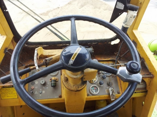 ขาย รถตัก CAT 910 40Y ขาย 700000 บาท ตามสภาพครับ ราคาต่อลองได้ครับ ขาย รถตัก CAT 910 40Y ขาย 700000 บาท ตามสภาพครับ ราคาต่อลองได้ครับ