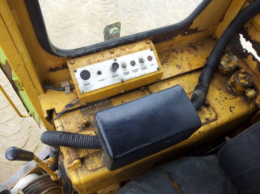 ขาย รถตัก CAT 910 40Y ขาย 700000 บาท ตามสภาพครับ ราคาต่อลองได้ครับ ขาย รถตัก CAT 910 40Y ขาย 700000 บาท ตามสภาพครับ ราคาต่อลองได้ครับ