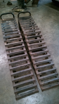 ขายแล้มป์บันไดขึ้นซ่อมรถ