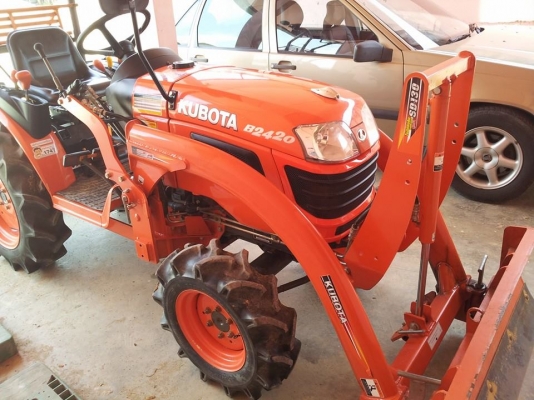 ขายรถไถ kubota B 2420   240000 บาท  โทร.0819667317