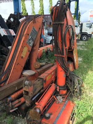 ขายเฮี๊ยบ,เครน ราคาดีโทร081-9441107ชลบุรีครับ