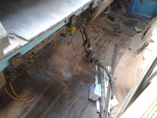 ขายหัวเก๋ง NPR 115 พื้นไม่ผุส่งได้