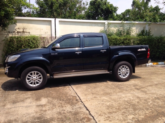 ขาย vigo champ double cab 2.5 e 2013