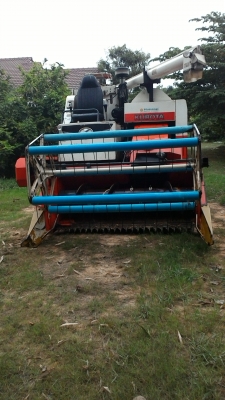 ขาย รถเกี่ยวข้าว DC-68G + เทลเลอร์บรรทุก