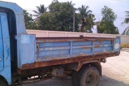 หกล้อ อีซูชุ TL74 ดั้ม3คิวเกียร์สั้น รถสภาพดีเดิมใช้งานได้เลย รถใช้ประจำวิ่งทางไกลสะบาย"เล่มทะเบียน ม79" บริการรับส่งถึง ราคา 168,000บ เราจัดไห้