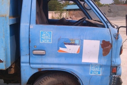 หกล้อ อีซูชุ TL74 ดั้ม3คิวเกียร์สั้น รถสภาพดีเดิมใช้งานได้เลย รถใช้ประจำวิ่งทางไกลสะบาย"เล่มทะเบียน ม79" บริการรับส่งถึง ราคา 168,000บ เราจัดไห้