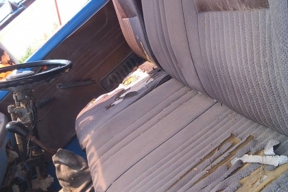 หกล้อ อีซูชุ TL74 ดั้ม3คิวเกียร์สั้น รถสภาพดีเดิมใช้งานได้เลย รถใช้ประจำวิ่งทางไกลสะบาย"เล่มทะเบียน ม79" บริการรับส่งถึง ราคา 168,000บ เราจัดไห้