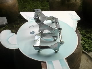 เหล็กรองเบาะซี