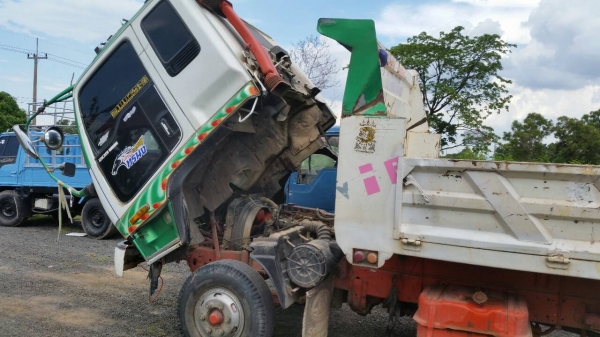 ขายรถดั้ม 6 ล้อ ISUZU DEGA 195 แรงสวยๆเครื่องดีคัสซีสวยทะเบียนเต็ม ขายรถดั้ม 6 ล้อ ISUZU DEGA 195 แรงสวยๆเครื่องดีคัสซีสวยทะเบียนเต็ม