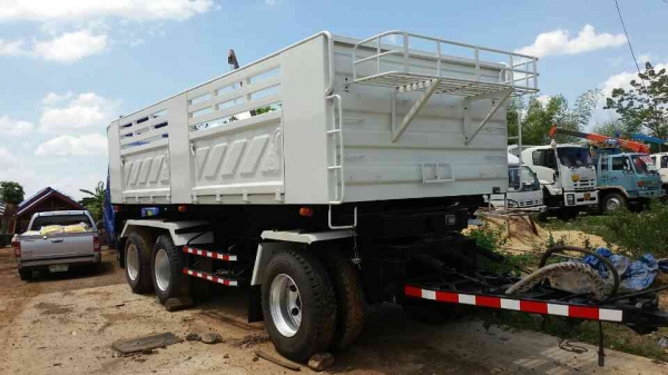 ขายรถบรรทุก 22 ล้อพ่วงแม่ลูกดัมพ์ ISUZU DECA 360 แรงม้าปี 2553 ลูกพ่วง 3 เพลา ราคา 2600000
