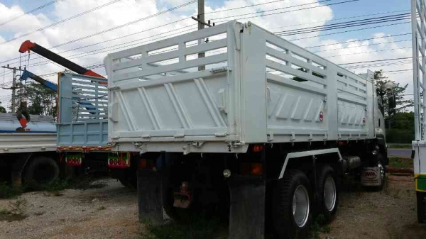 ขายรถบรรทุก 22 ล้อพ่วงแม่ลูกดัมพ์ ISUZU DECA 360 แรงม้าปี 2553 ลูกพ่วง 3 เพลา ราคา 2600000