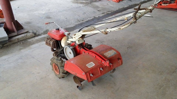 รถไถเดินตาม MITSUBISHI รุ่น MK5  เครื่องยนต์เบนซิน เก่าญี่ปุ่น   เครื่องยนต์ติดง่าย  สภาพสวยพร้อมใช้งาน