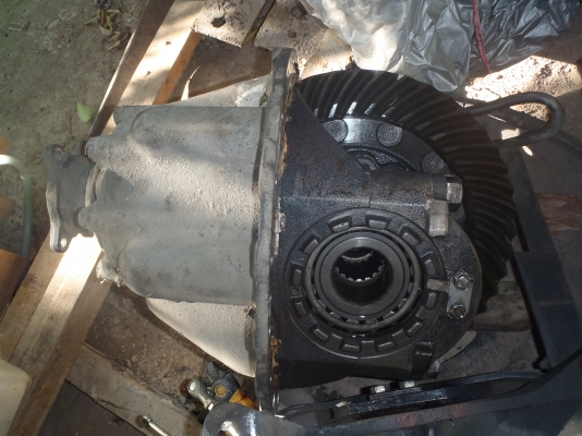 ขายชุดเฟื่องท้ายหน้าหลังพร้อมเพลาข้างเพลากลางและเพลาท่อนหลัง ไอ้หลง 527 ขายชุดเฟื่องท้ายหน้าหลังพร้อมเพลาข้างเพลากลางและเพลาท่อนหลัง ไอ้หลง 527