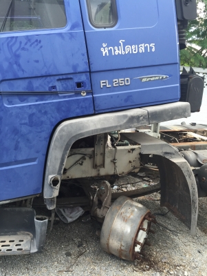 ขายซากรถ10ล้อ วอล์วโว่ ตามสภาพครับราคาถูก081-9441107