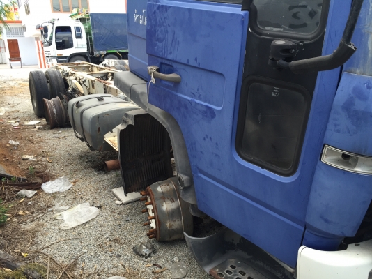 ขายซากรถ10ล้อ วอล์วโว่ ตามสภาพครับราคาถูก081-9441107