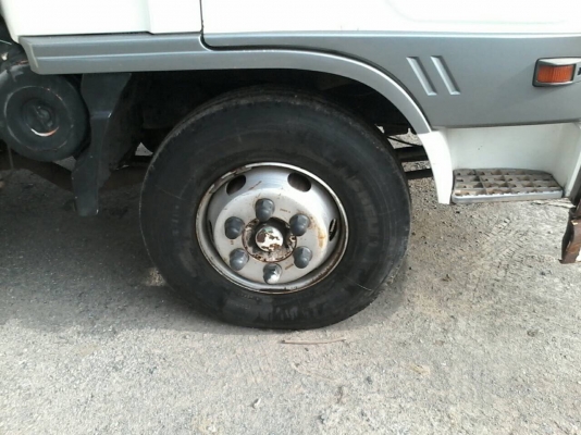 ขาย6ล้อHiNOสิงห์ไฮเทค210แรงม้าตู้10บานยาว6.20เมตร ขาย6ล้อHiNOสิงห์ไฮเทค210แรงม้าตู้10บานยาว6.20เมตร