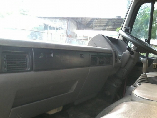 ขาย6ล้อHiNOสิงห์ไฮเทค210แรงม้าตู้10บานยาว6.20เมตร ขาย6ล้อHiNOสิงห์ไฮเทค210แรงม้าตู้10บานยาว6.20เมตร