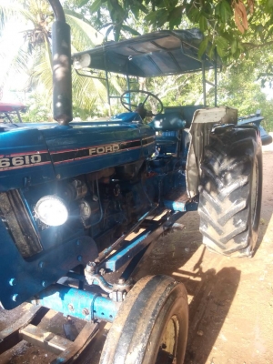 ขายรถไถฟอร์ด 6600 สถาพดี เจ้าของขายเองครับ