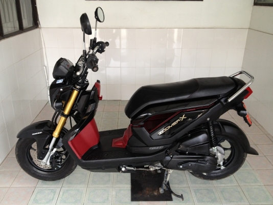 Zoomer-x ตัวTOP วิ่ง5000 ปี57 (ของแถม 4 รายการ) Zoomer-x ตัวTOP วิ่ง5000 ปี57 (ของแถม 4 รายการ)