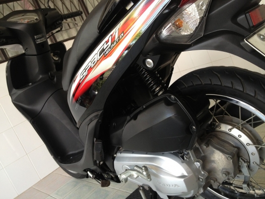 Spacy-i รถบ้าน ใช้น้อย วิ่ง7000 ปี56 (ของแถม 4 รายการ) Spacy-i รถบ้าน ใช้น้อย วิ่ง7000 ปี56 (ของแถม 4 รายการ)