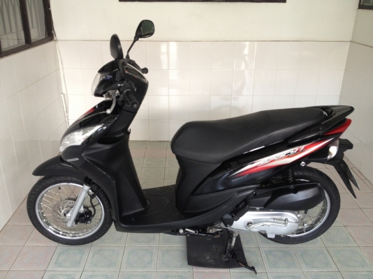 Spacy-i รถบ้าน ใช้น้อย วิ่ง7000 ปี56 (ของแถม 4 รายการ) Spacy-i รถบ้าน ใช้น้อย วิ่ง7000 ปี56 (ของแถม 4 รายการ)