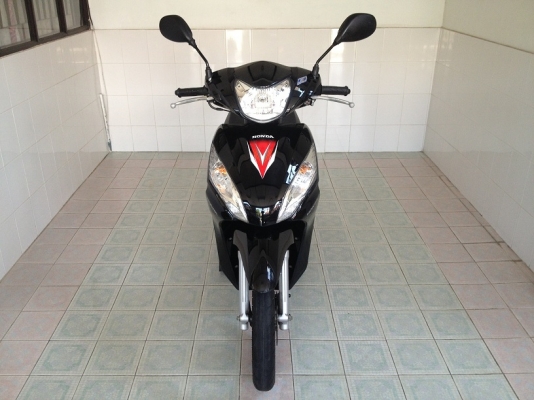 Spacy-i รถบ้าน ใช้น้อย วิ่ง7000 ปี56 (ของแถม 4 รายการ) Spacy-i รถบ้าน ใช้น้อย วิ่ง7000 ปี56 (ของแถม 4 รายการ)