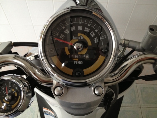 Fino Fi รถบ้าน ใช้น้อย ปี57 (ของแถม 4 รายการ)