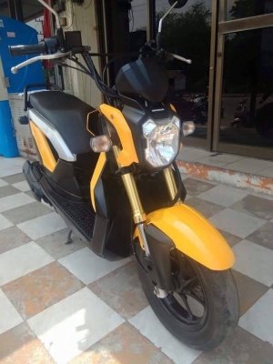 ใหม่ล่าสุด Zoomer X ปี 2556 สีเหลือง สวยวิ๊งนางฟ้าเกินห้ามใจ ขับดีมากๆ เล่มทะเบียนพร้อม