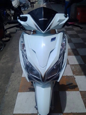 ตัวท๊อป Click 125 i ปี 2556 รุ่น idling stop สวยนางฟ้าชัดๆ งดงามสะดุดตาฝุดๆ