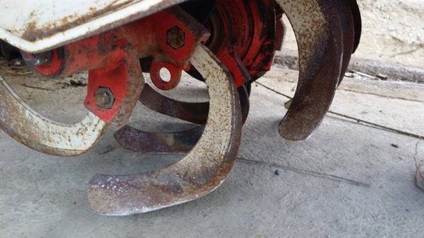 รถไถเดินตาม YANMAR  รุ่น YH75D ขนาด 7.5 แรง เครื่องยนต์ดีเซล เก่าญี่ปุ่น  ยางรถรั่ว ไม่มีที่สตาร์ท  สภาพสวยพร้อมใช้งาน