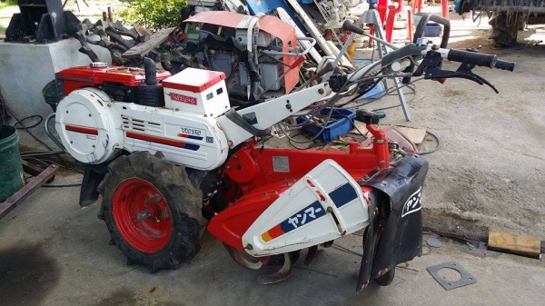 รถไถเดินตาม YANMAR  รุ่น YH75D ขนาด 7.5 แรง เครื่องยนต์ดีเซล เก่าญี่ปุ่น  ยางรถรั่ว ไม่มีที่สตาร์ท  สภาพสวยพร้อมใช้งาน