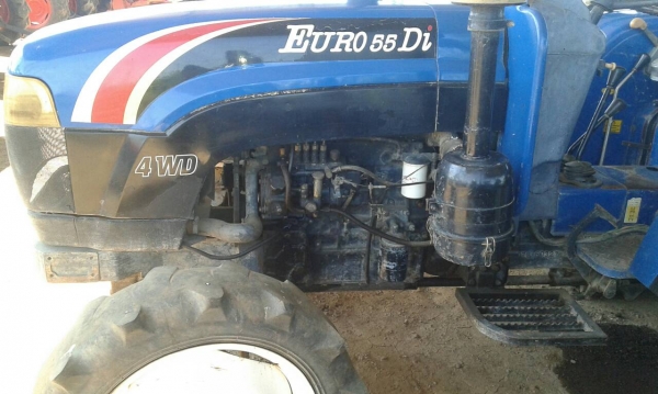 ขายรถโยโล55แรงราคา175000บาท รถอยู่วังบัว คลองขลุง กำแพงเพชร สนใจสอบถามได้ที่081 3655997 อ๋าพร  พาเจริญ  ราคาต่อรองได้อีกนะครับ