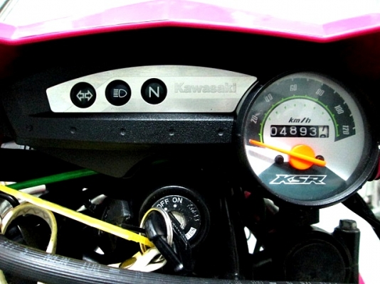 KSR แต่งสวย ลงล้อ เครื่องเดิมๆ สีเดิมสวยไร้รอยกวนใจ รถเดือน พฤษภาคม ปี 57 ไมล์ 4 พันโล แถม 4 รายการ 38900