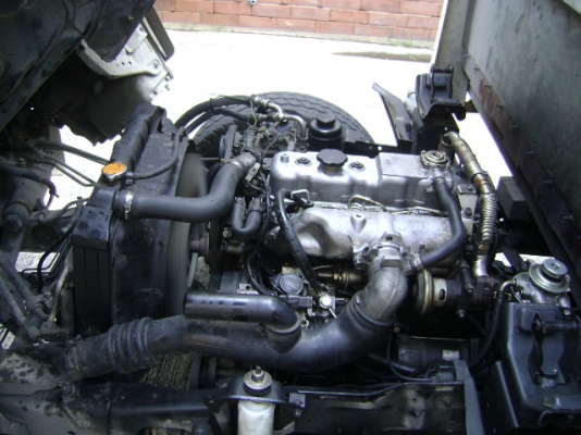 ขายisuzu4ล้อป้ายเขียวไม่ติดเวลามีตู้แห้งสวยปี2555 รถพร้อมใช้งาน