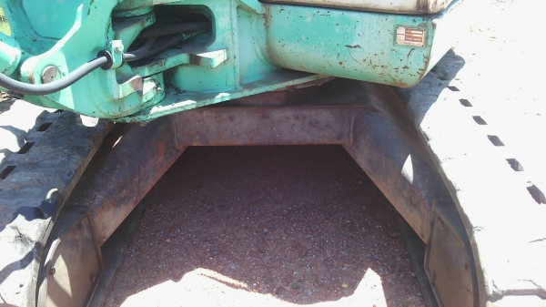 ขายด่วน KOMATSU PC40-7  เก่าญี่ปุ่น  สภาพสวย   พร้อมใช้  สนใจโทร  089-3818694  ดวงนภา