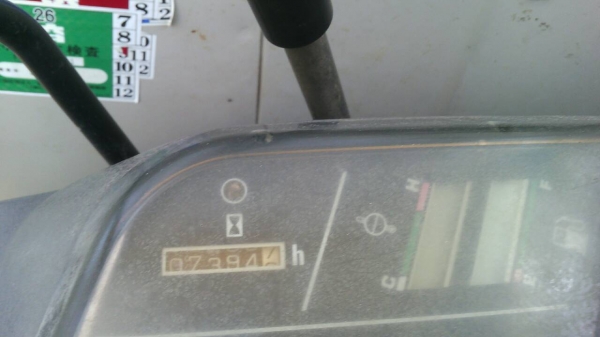 ขายด่วน KOMATSU PC40-7  เก่าญี่ปุ่น  สภาพสวย   พร้อมใช้  สนใจโทร  089-3818694  ดวงนภา