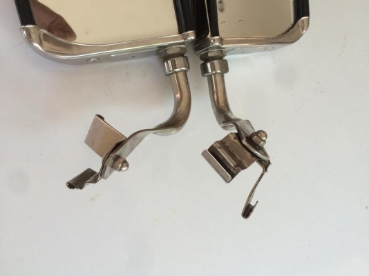 ขายกระจกคอนวอย มิเนียมเก่าญีปุ่น สภาพสวย ใสๆ ราคา1800บาท ขายกระจกคอนวอย มิเนียมเก่าญีปุ่น สภาพสวย ใสๆ ราคา1800บาท