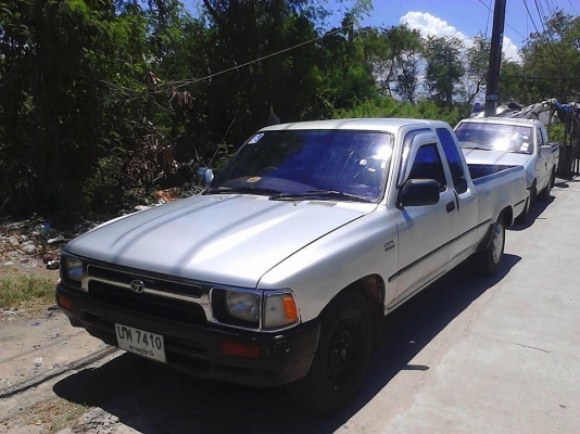 TOYOTA  MIGHTY-X  เครื่องดี  เเชสซีสวย ช่วงล่างดี  สีพอได้