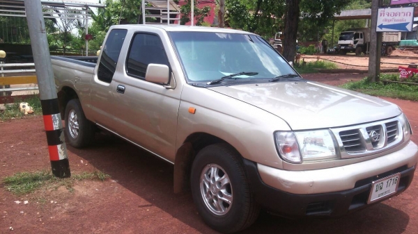 nissan frontier พร้อมใช้สุดๆ