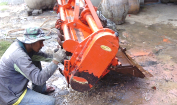 โรตารี่ 1.8 ม. ตราช้าง พร้อมยอย ต่อรองได้ ใส่ 45 แรงขึ้นไปครับ