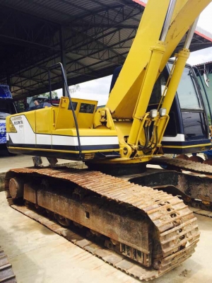ขายรถแบคโฮ Kobelco  SK200-3 สภาพพร้อมใช้ครับ