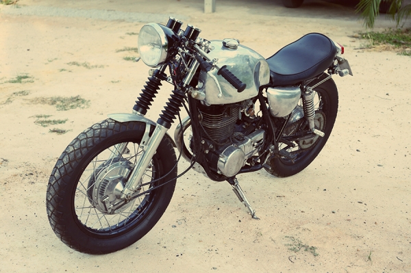 SR400 Cafe Racer ทะเบียน
