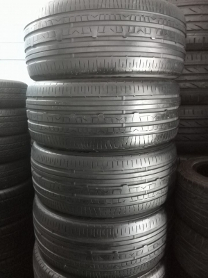ขายยาง NITTO NT830 235-45-18 ปี12 ดอกสวยจัด พร้อมใช้งาน ชุดละ 5,900 บาท