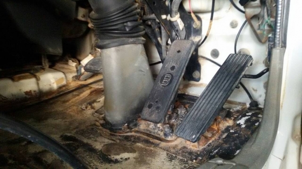 ขายรถสิบล้อดั้มM6ปี49รถสวยเดิมเครืองดีมากครั้ชซีจ้ดยางไมสวย