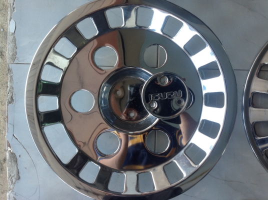 ดีเคเซียงกง ฝาครอบล้อเเต่งอีซุสุ ขอบ17.5-18 สวยงามเก่าเเท้ สีไม่ซีด