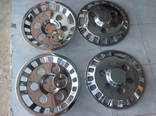 ดีเคเซียงกง ฝาครอบล้อเเต่งอีซุสุ ขอบ17.5-18 สวยงามเก่าเเท้ สีไม่ซีด