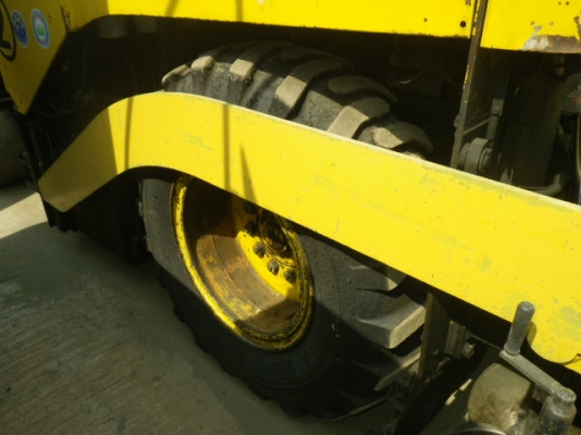 ขายรถปูยาง SUMITOMO HA60W-3 ขายรถปูยาง SUMITOMO HA60W-3