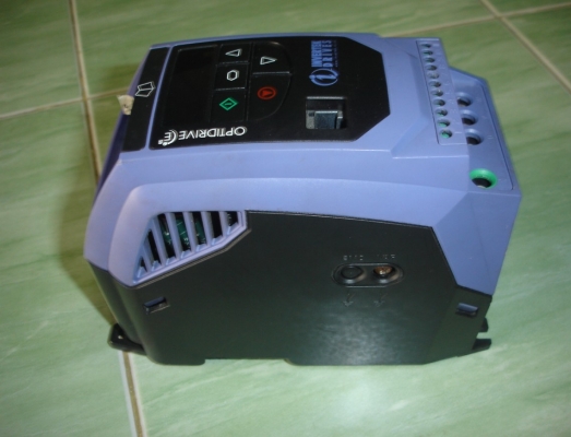 ขาย อุปกรณ์ควบคุมความเร็วรอบมอเตอร์ OPTIDRIVE E2