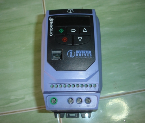 ขาย อุปกรณ์ควบคุมความเร็วรอบมอเตอร์ OPTIDRIVE E2